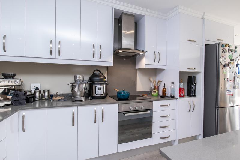 To Let 3 Bedroom Property for Rent in Constantia Western Cape